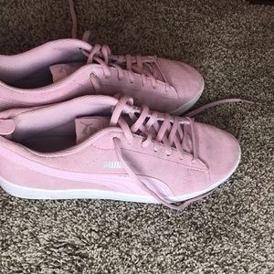 Pink puma shoes